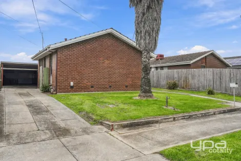 Property photo of 8 Pearson Crescent Coolaroo VIC 3048
