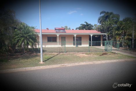 Property photo of 2 Connaught Court Bakewell NT 0832