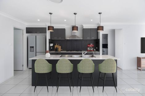 Property photo of 8 Derbyshire Road Spring Farm NSW 2570