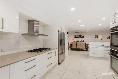 1 Curacao Pl, Clear Island Waters, QLD 4226