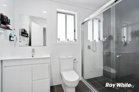 Property photo of 2/144 Hamrun Circuit Rooty Hill NSW 2766