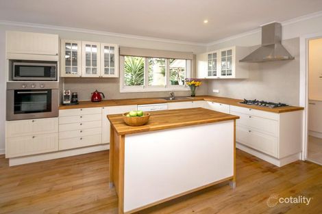 Property photo of 49 Luprena Street Mansfield QLD 4122