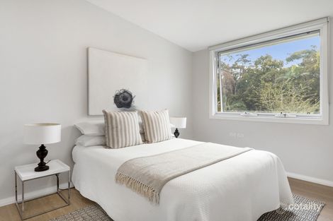 Property photo of 16 Weeroona Avenue Elanora Heights NSW 2101