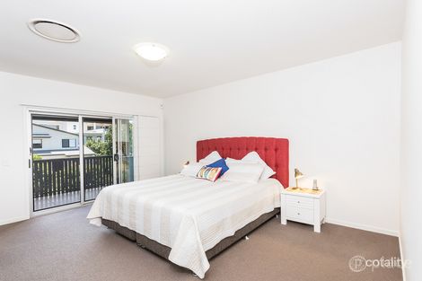 Property photo of 7 Reach Place Bulimba QLD 4171