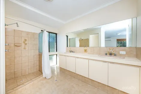 Property photo of 8 Kyle Court Hamersley WA 6022