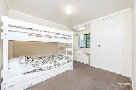 Property photo of 8 Kyle Court Hamersley WA 6022