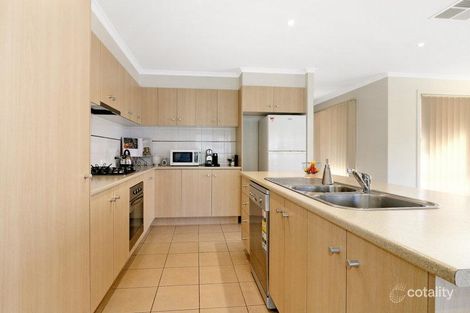 Property photo of 3 Cindy Court Berwick VIC 3806
