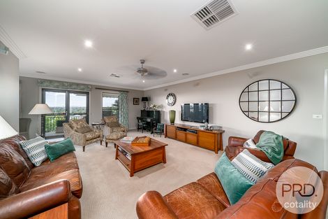 Property photo of 54 Atherton Crescent Tatton NSW 2650