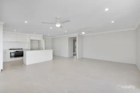 Property photo of 33 Fortescue Boulevard Two Rocks WA 6037