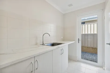 Property photo of 33 Fortescue Boulevard Two Rocks WA 6037