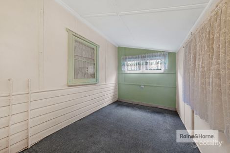 Property photo of 76 Barrenjoey Road Ettalong Beach NSW 2257