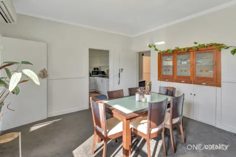 Property photo of 10 Back Cam Road Somerset TAS 7322