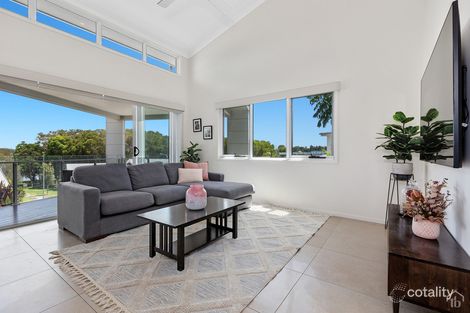 Property photo of 24/1A Pioneer Parade Banora Point NSW 2486
