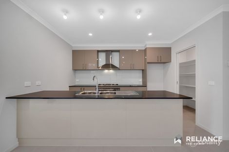 Property photo of 7 Impara Rise Werribee VIC 3030