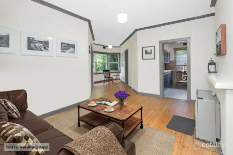 Property photo of 2/4 Lyons Street South Ballarat Central VIC 3350
