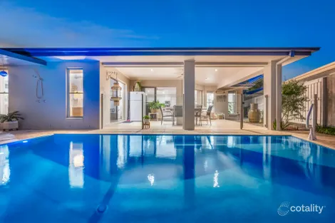 Property photo of 86 Botanical Circuit Banora Point NSW 2486