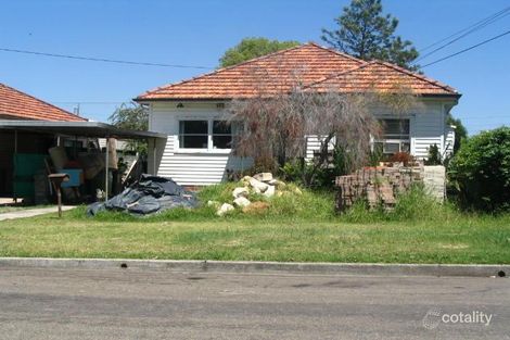 26 Queen St, Guildford West, NSW 2161