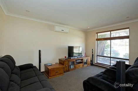 Property photo of 31 Gibson Avenue Padbury WA 6025