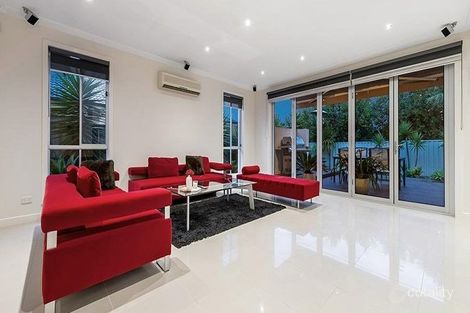 Property photo of 38 Mission Hills Way Craigieburn VIC 3064