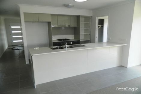 Property photo of 33 Campaspe Street Clyde North VIC 3978