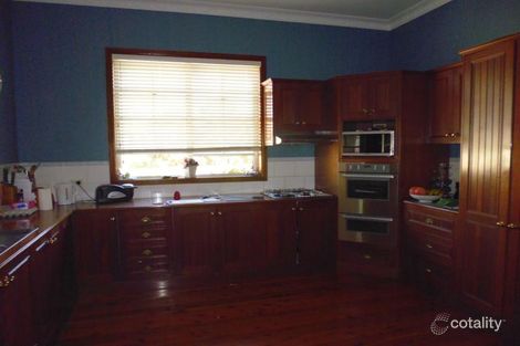 Property photo of 77 Crown Street West Tamworth NSW 2340