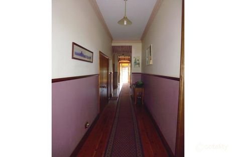 Property photo of 77 Crown Street West Tamworth NSW 2340