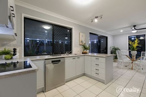 7 Pardalote Pl, Cashmere, QLD 4500