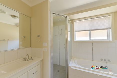 Property photo of 10 Burdekin Place Westdale NSW 2340