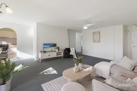 Property photo of 2/22 Dunlop Court Mermaid Waters QLD 4218
