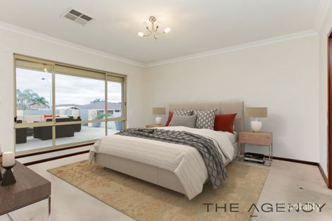 Property photo of 51 Turfan Way Lake Coogee WA 6166