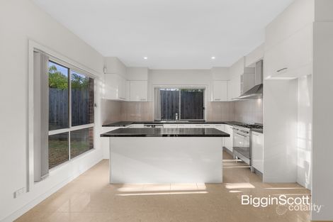 Property photo of 2/19 Arbroath Road Wantirna South VIC 3152