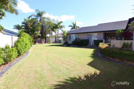Property photo of 6 Cedros Place Clear Island Waters QLD 4226
