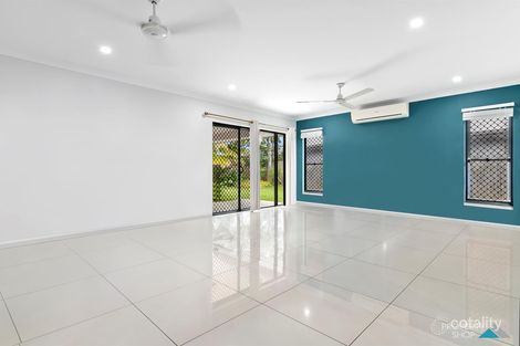 Property photo of 13 Arrowsmith Close Smithfield QLD 4878