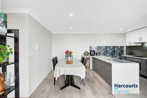 Property photo of 202/8 Cornelia Road Toongabbie NSW 2146
