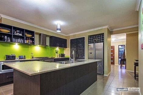 Property photo of 11 Honeygem Place Flagstone QLD 4280