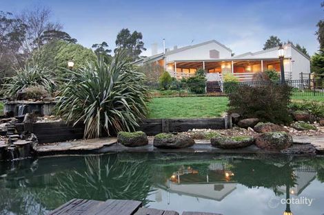 230 Mountain Rd, Gembrook, VIC 3783
