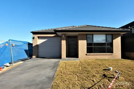 28 Hazelton St, Austral, NSW 2179