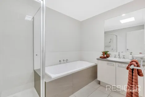 Property photo of 31 Palisades Boulevard South Morang VIC 3752