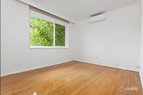 Property photo of 8/240 Barkly Street St Kilda VIC 3182