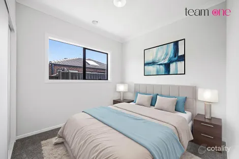 Property photo of 12 Merapi Grove Truganina VIC 3029