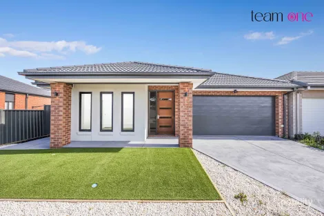 Property photo of 12 Merapi Grove Truganina VIC 3029