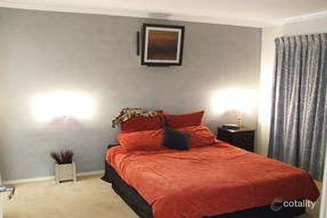 Property photo of 40 The Strand Narre Warren South VIC 3805