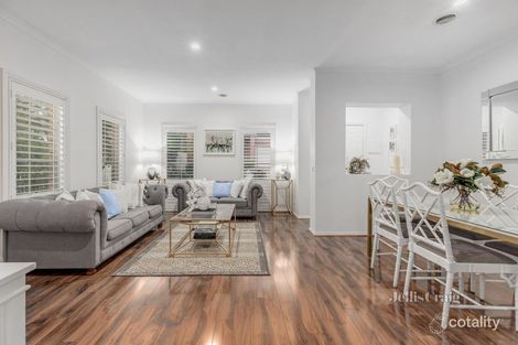 Property photo of 22 Cottinglea Terrace Ringwood North VIC 3134