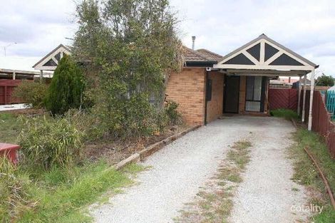 1/5 Smoult Dr, Kurunjang, VIC 3337