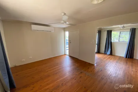 Property photo of 21 Hannah Crescent Dysart QLD 4745