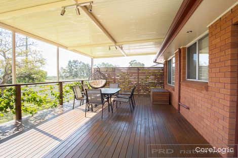 Property photo of 24 Foveaux Crescent Metford NSW 2323