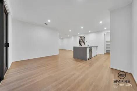 Property photo of 100 Clara Drive Clyde North VIC 3978
