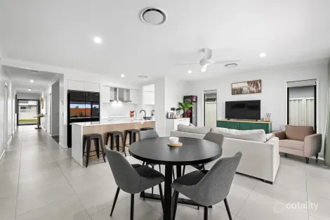 Property photo of 31 Cato Drive Pelican Waters QLD 4551