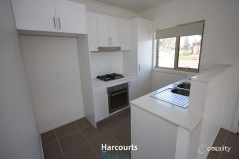 Property photo of 184 Newbury Boulevard Craigieburn VIC 3064