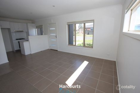 Property photo of 184 Newbury Boulevard Craigieburn VIC 3064